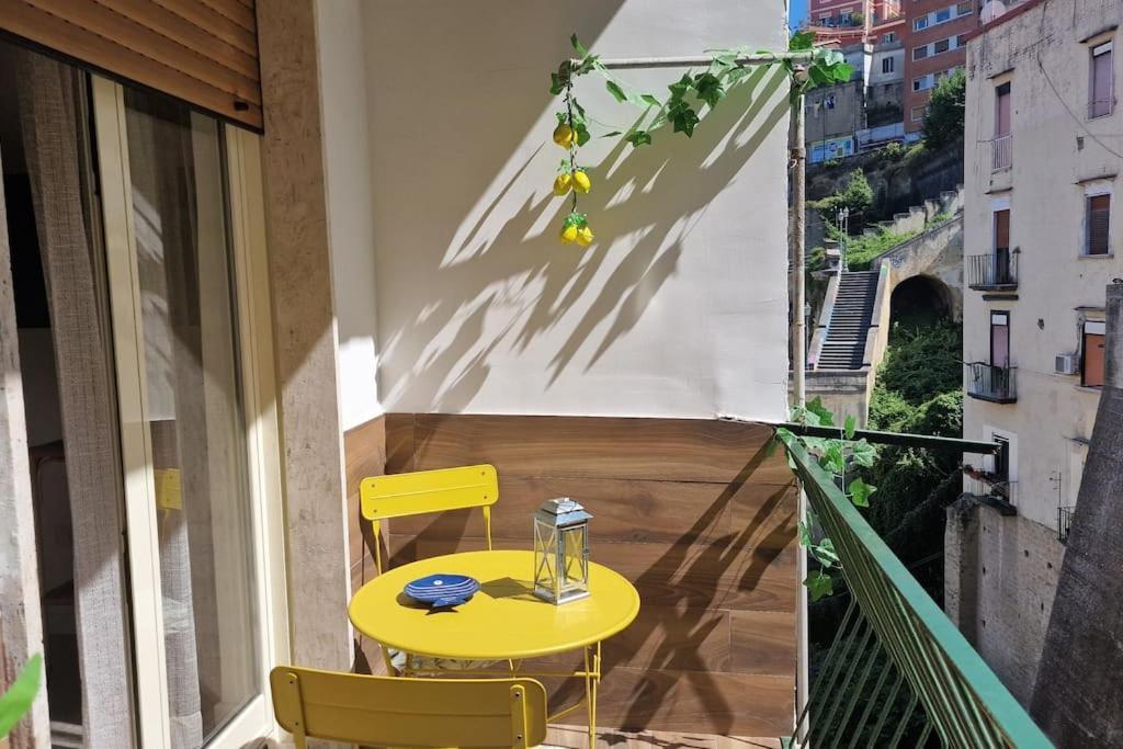 Piccolo Appartamento Di Charme Naples Exterior photo