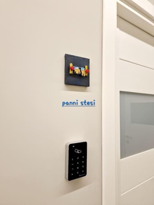 Piccolo Appartamento Di Charme Naples Exterior photo